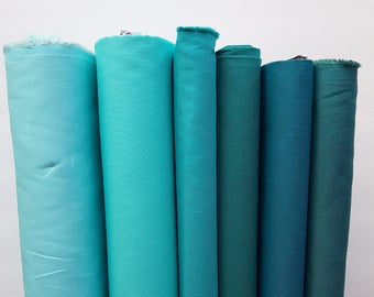 Ocean Dip Fat Quarter Bundle // Kona Solids // Basics // Quilters Cotton