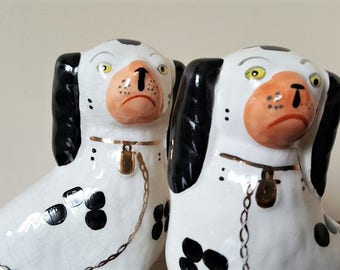 Staffordshire dogs, Arthur Wood (England), Spaniel figurines #4558