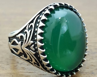 925K Sterling Silver Mens Ring With Natural Green Agate Stone