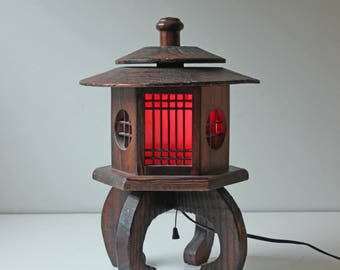 Vintage Japanese shoji Pagoda wood table lamp - nursery night light