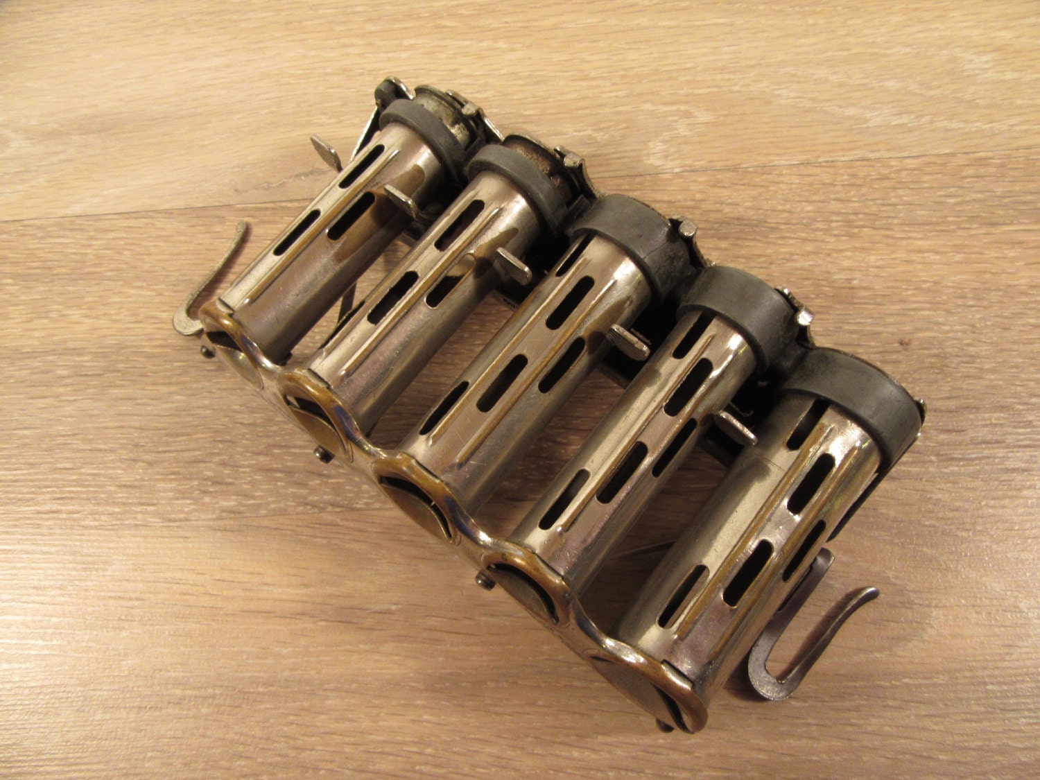 Reduced....NICE old metal coin changer with belt hooks