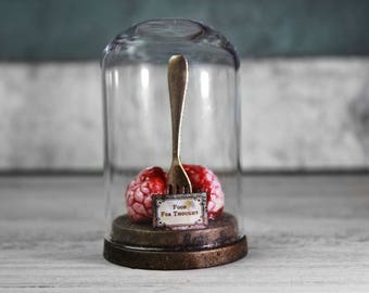 Human Brain Miniature with Fork - Anatomy Decor - Hannibal Cannibal - Goth - 3D Brain - Weird Stuff - 2.75 x 1.73 inches / 7 x 4,4 cm
