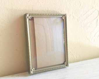 Vintage Gold Metal Picture Frame with Convex Bubble Glass