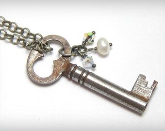 Vintage Skeleton Key Necklace, Antique Key Necklace, Key Necklace, Charm Necklace