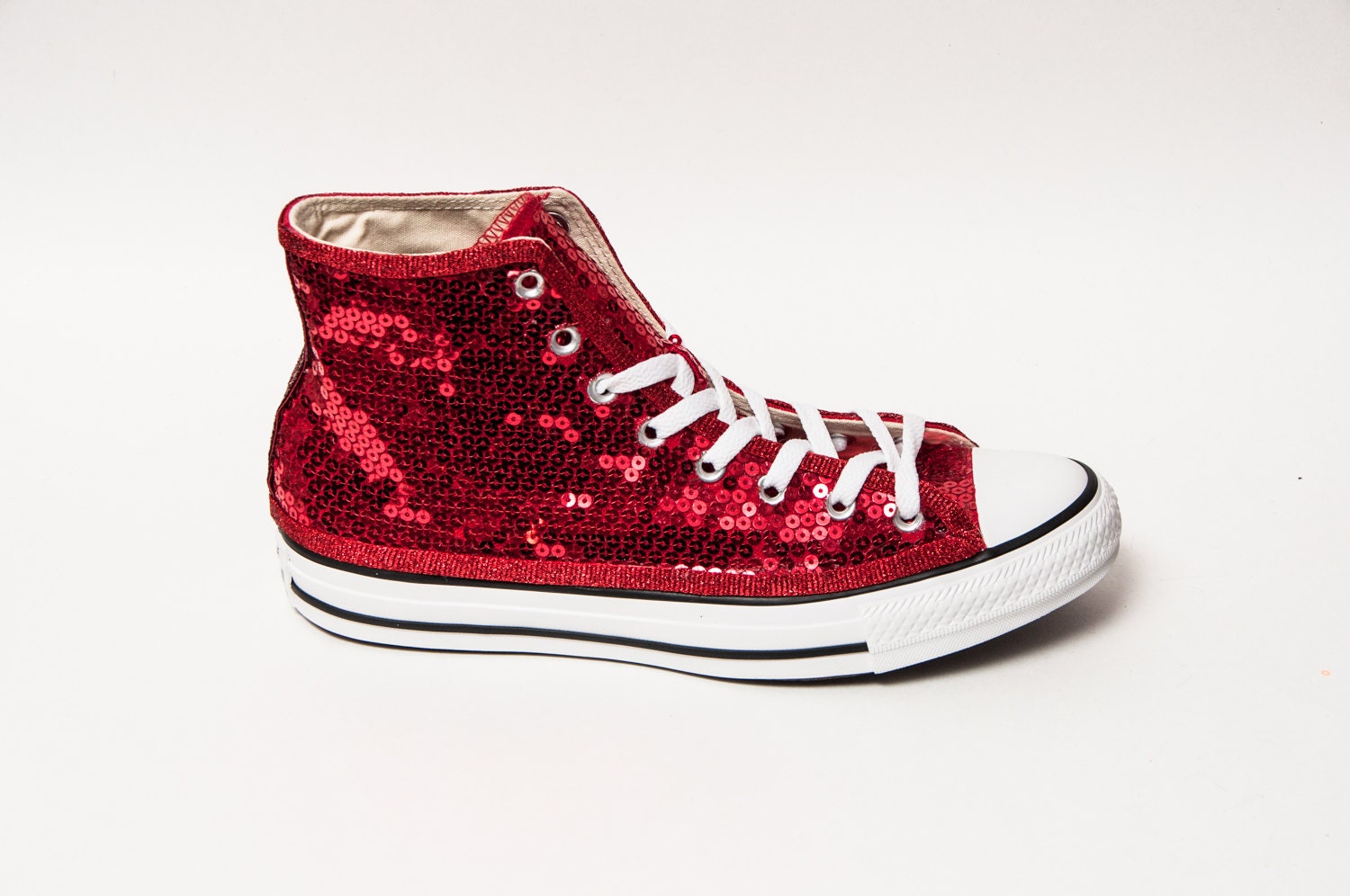 sparkle red converse