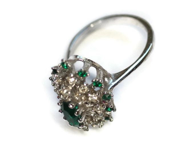 Green Crystal Rhinestone Ring Clear Accents 18K HGE Size 7.25 Vintage