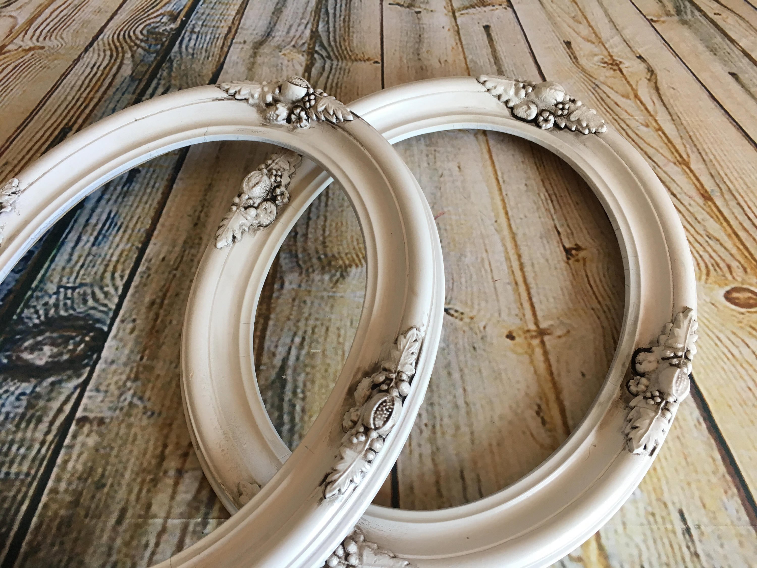 Oval Frames, White Frames, Ornate Oval Frames, Vintage White Frames ...