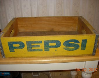 Vintage Pepsi Crate - Home decor - Advertising