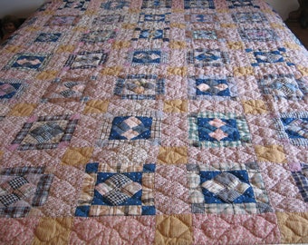 Double Irish Chain Quilt, Beautiful Antique Bed Cover, Provenance, Excellent Condition