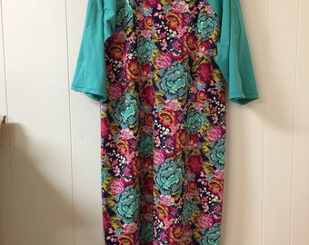 Maternity Hospital Gown/ Breastfeeding Gown/ Delivery Gown/ Pullover gown