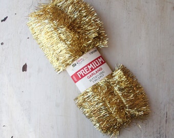 Festive Chunky Cut Tinsel Purple 2m x 100mm