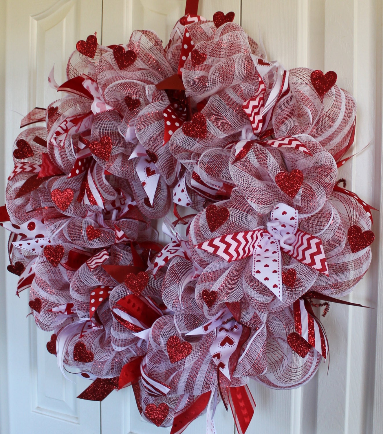 Deco Mesh Red Heart Wreath. Red Heart Decoration. red