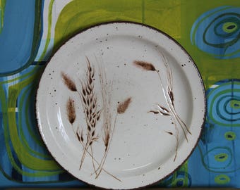Vintage 1970's Midwinter Stonehenge "Wild Oats" Stoneware Dinner Plate