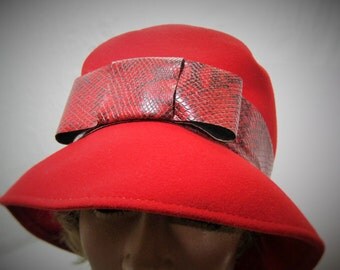Red Neumann Endler Fairfield Felt Hat - 100% Wool