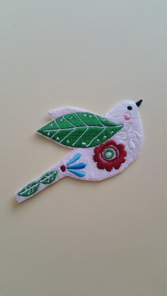 Beautiful bird iron on or sew on patch Bird applique Bird sew