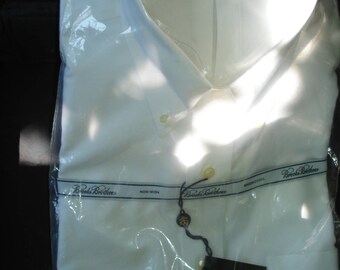 Brooks Brothers Men's Long Sleeve Dress Shirt with Button Down Collar 15 1/2-33"