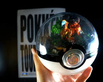 Select Pokemon from list - 140mm (5.5inch) Pokeball Diorama