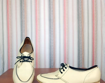 Black & White Leather Oxford Size 7