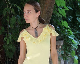 Ruffle halter top Off the shoulder top Cotton tank top Boho halter top Knit top V-neck back top Summer halter top Spaghetti straps top