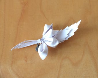 CHLOÉ Brooch · White Flower Brooch