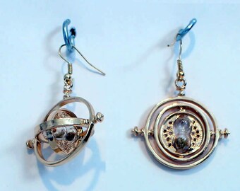 Time Turner Earrings (Set of Two) Spinning Circles Sand in Hour Glass
