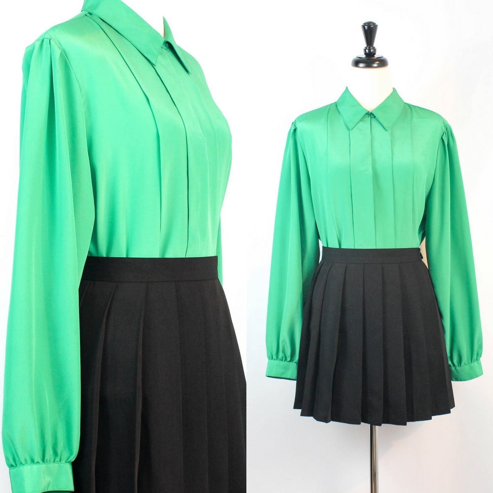 Pintuck Bell Sleeve Blouse Kelly Green Made in USA Size