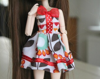 Short pullip/obitsu dress with a red bow