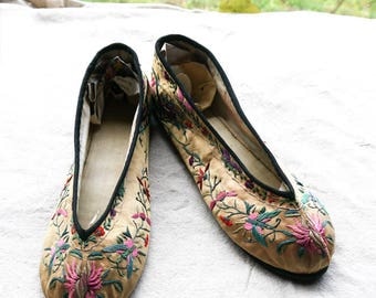 antique 1920's chinese slipper shoes