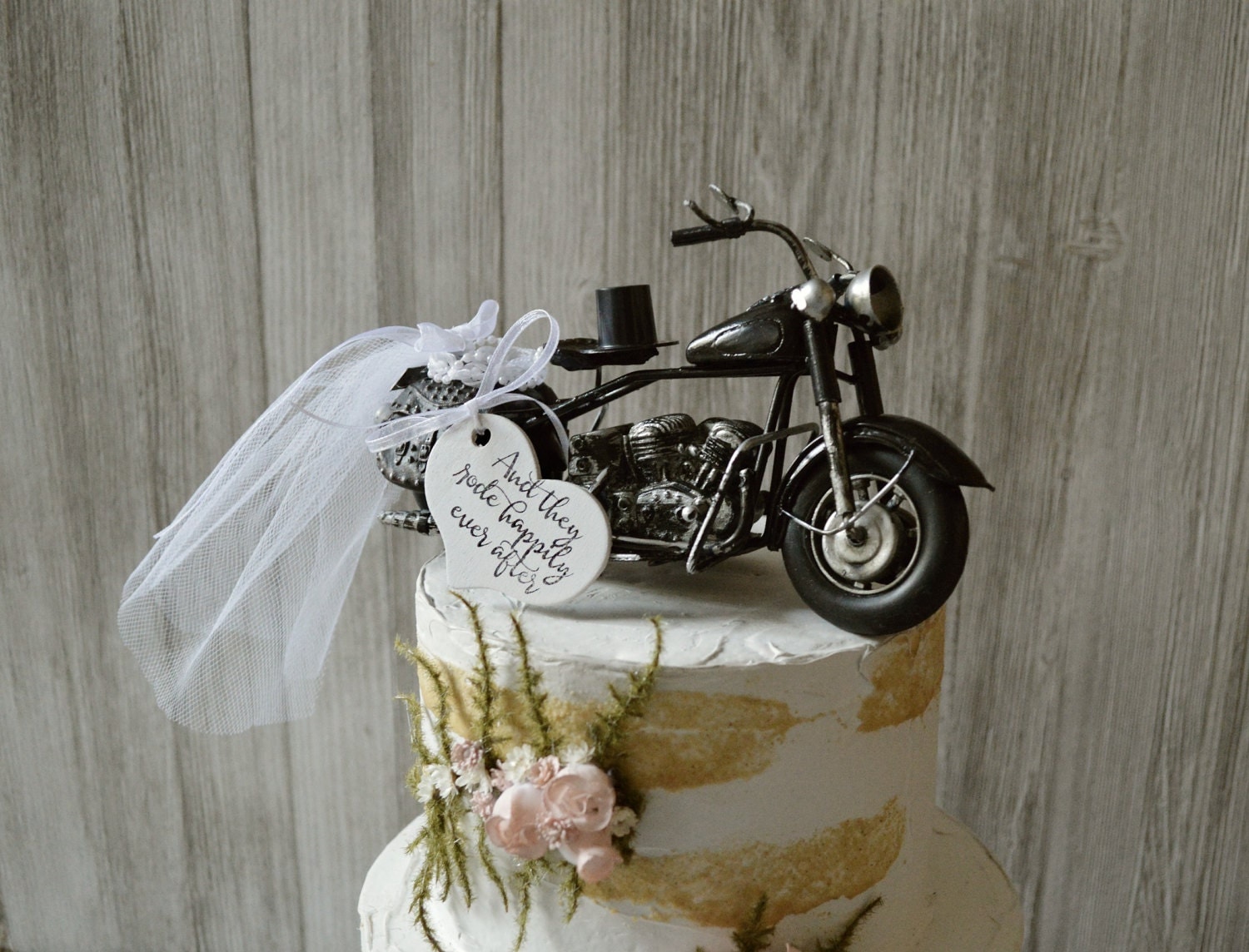 Motorcycleweddingcake toppermotorcycle topperHarley Motorcycleweddingcake toppermotorcycle topperHarley