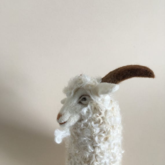 Needle Felted Goat // Goat Finger Puppet // Felted Goat