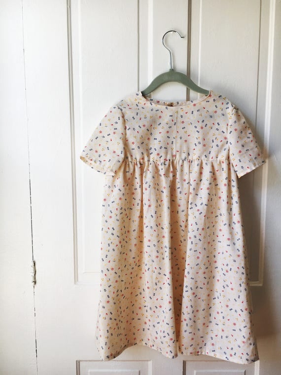 Girl's Floral Print Toddler Size 5 Dress