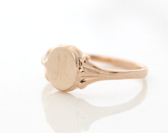 Rose gold signet ring • Personalized initial ring • Custom rose gold ring • Monogram ring