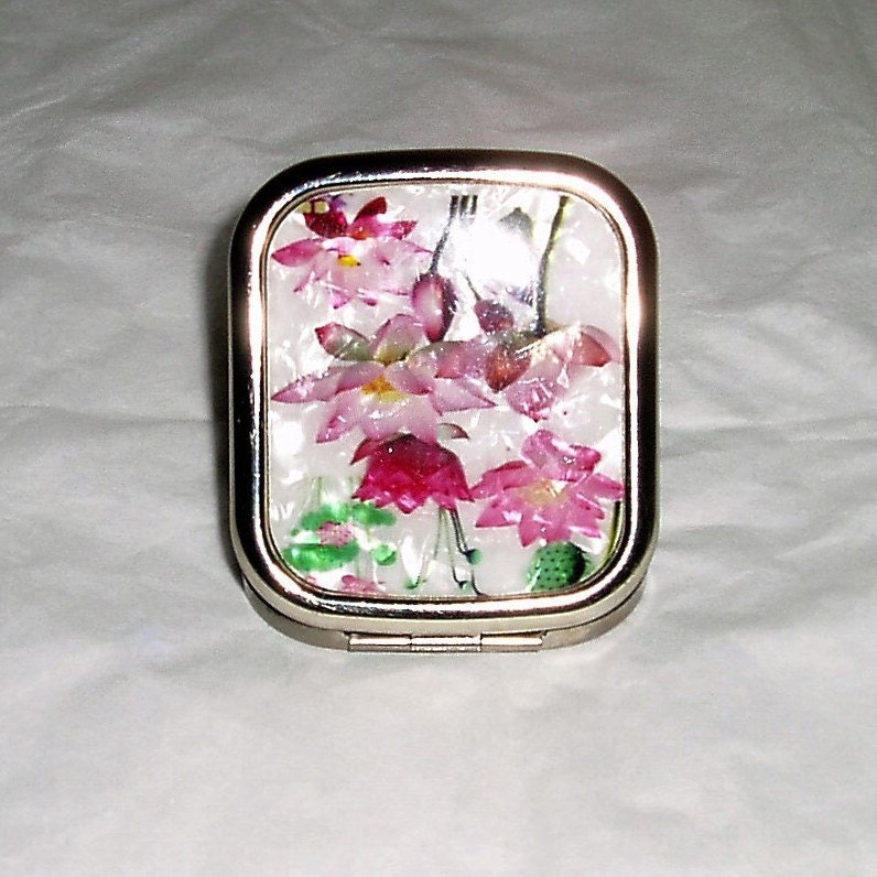 vintage compact vintage pocket mirror retro compact