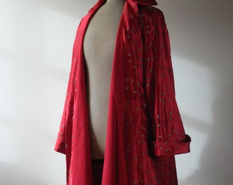 SALE Authentic 1950s French red silk embroidered swing coat