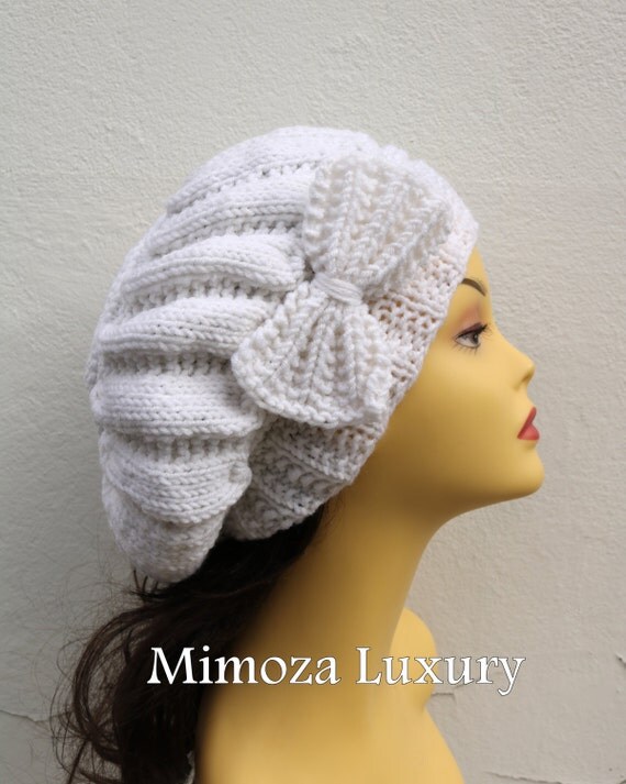 White Woman Hand Knitted Hat with Bow, White Beret hat with bow, White knit hat, White slouchy knit women's hat with bow, White winter hat