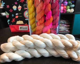 Platinum Mini skein, Sock/Fingering weight, 75/25, SW Merino/Nylon, yarn, Natural, Bare yarn, Undyed yarn, 93yds/20g skein
