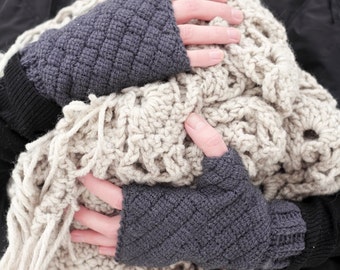 Gray Fingerless Mittens / Crochet Wrist Warmers / Wool Gloves Without Fingers / Crochet Hand Warmers / Winter Accessory Gift / Gift For Her