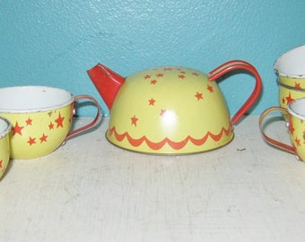 1950's Little Girl's Tin Tea Set, Yellow And Red, Cream And Sugar, Three Tea Cups, Tea Pot, 4 1/2 Inch Tea Pot, 2 Inch Cups,
