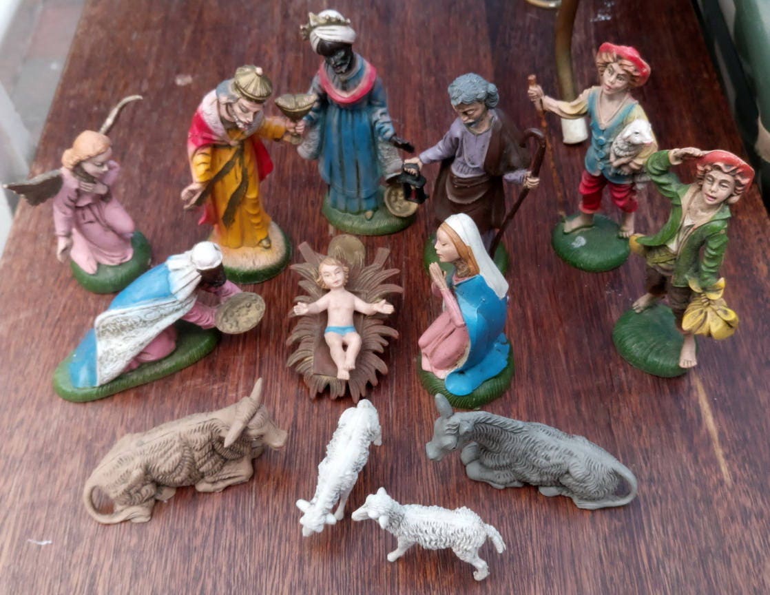 Vintage Nativity set Made In Italy Hard Plastic Nativity