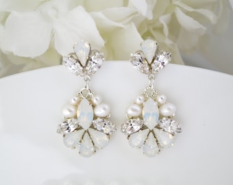 Wedding Earring, Swarovski White Opal drop earring, Crystal and pearl teardrop bridal earring, Unique wedding earring