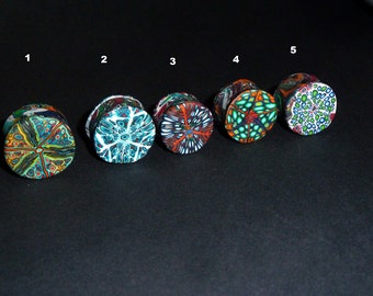 Plug, Ear Plug, Psychedelic Pattern, Psychedelic Plugs, Tunnel, Stretched Ear, Fimo Plugs, detailled patterns, Goa Plugs, Festival