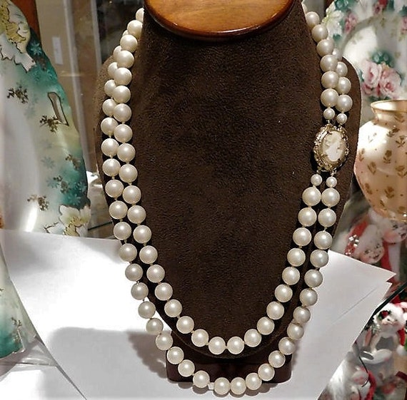 Wedding Fashion Cameo Clasp Double Strand Faux Pearl Necklace 1950s 50s Mid Century Bride Bridal Jewelry Art Nouveau Revival Mothers Day