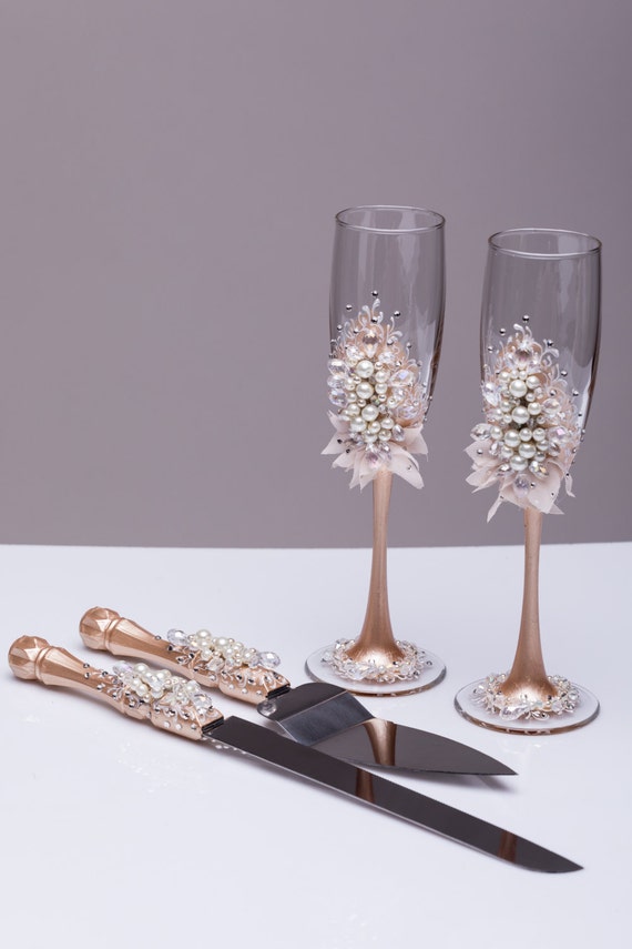  Wedding  glasses  and cake  server  set  pearl Champagne  flutes 