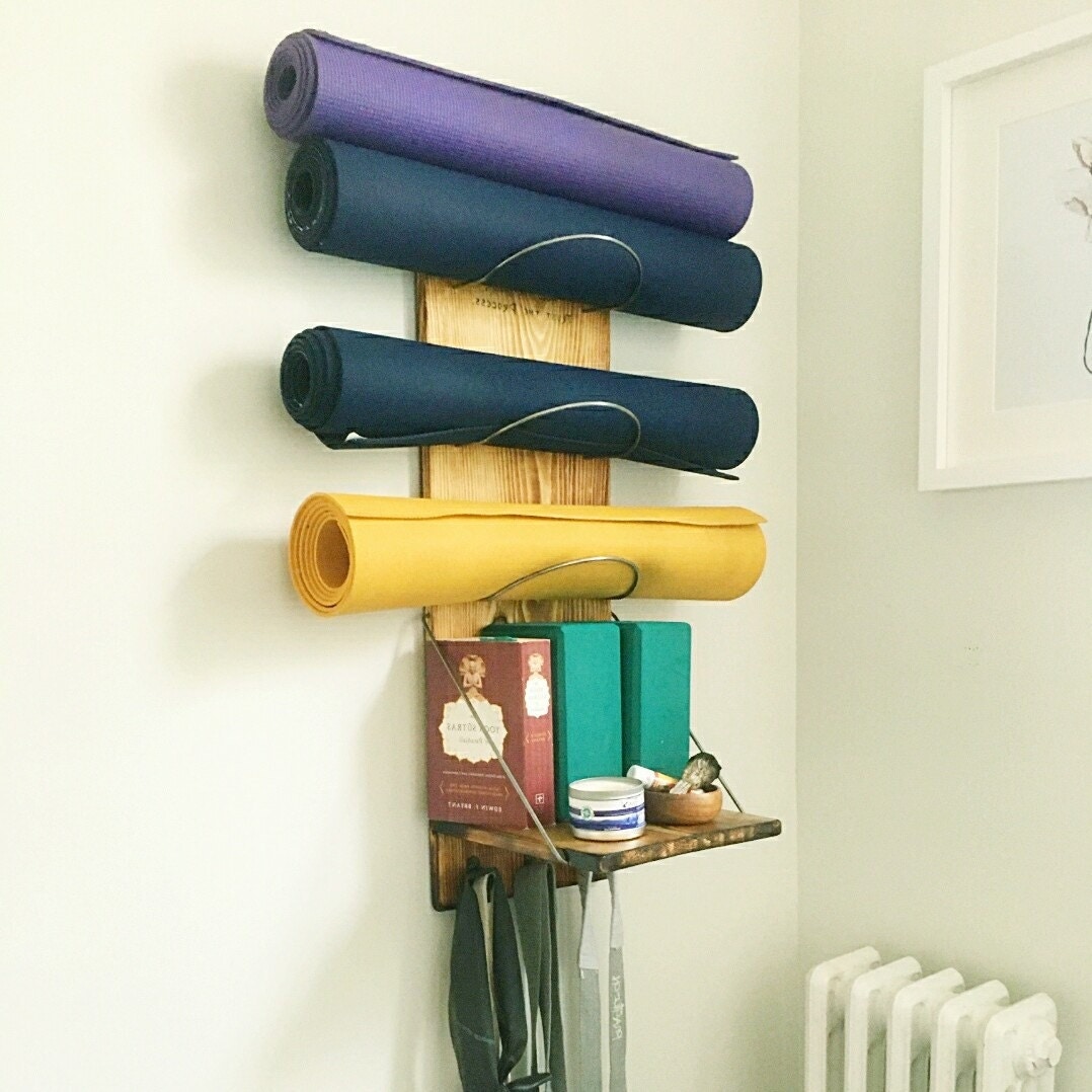 IRIIJANE Yoga Mat Holder Wall Mount, Yoga Mat Storage Rack with
