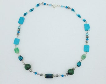 Turquoise and magnesite necklace