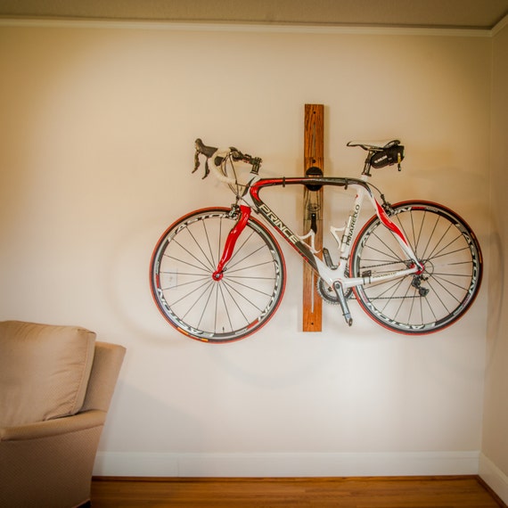 bike wall mount apartment