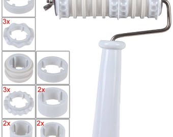 Roller for ribbons decorating sugar dough of Amande pastry dough