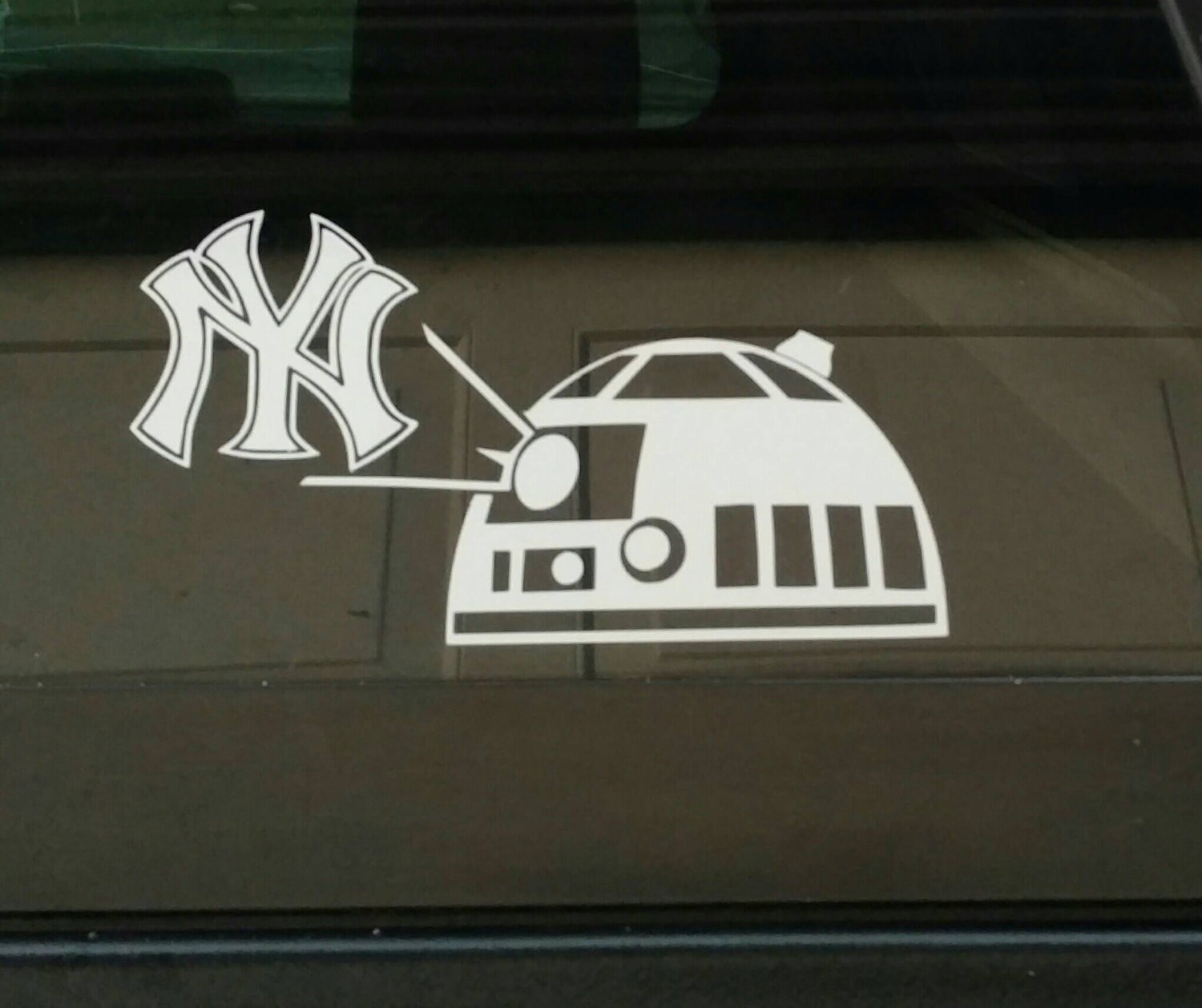 NY Yankees Star Wars R2D2 artoo detoo diecut vinyl decal