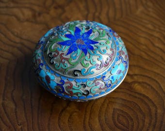 Round Vintage Mosaic Jewelry box/Boîte ronde à bijoux en mosaique et énamel