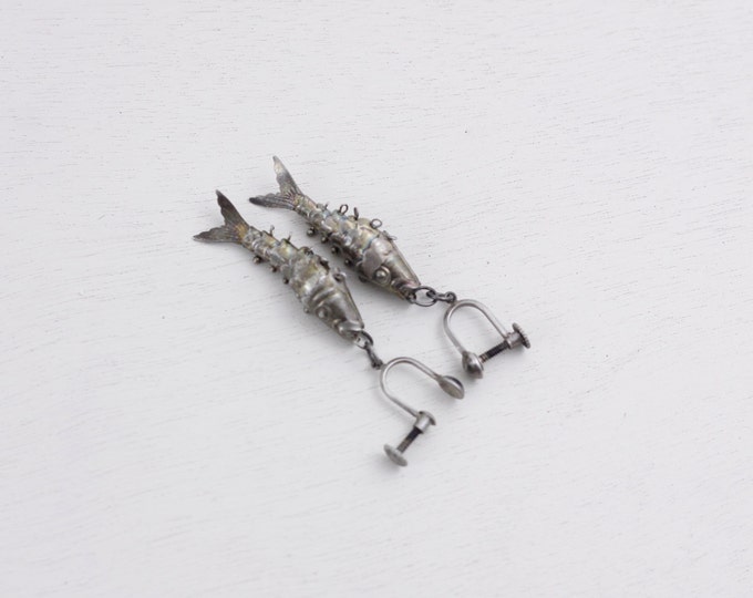Articulated fish earrings, vintage silver wiggle fish dangle earrings, fine jewelry drop earrings, Christmas gift for her, screw clamp back